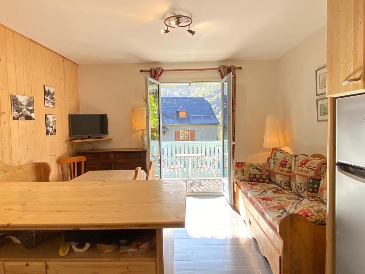 Joli Chalet 60M2 Proche Du Centre. Parking. Balcon 코트레 외부 사진